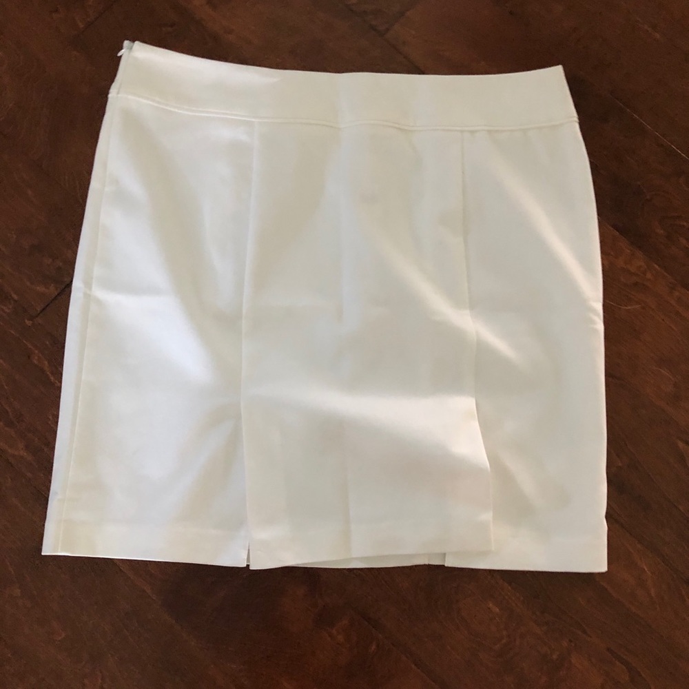 White NY&Co skirt